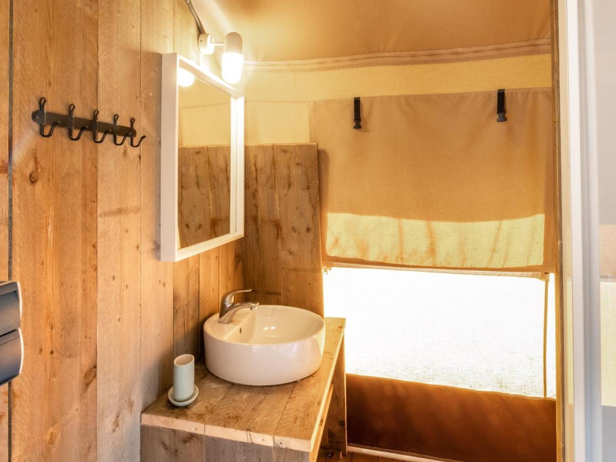 Holidays - Vrijhaven Luxury tent Heeg